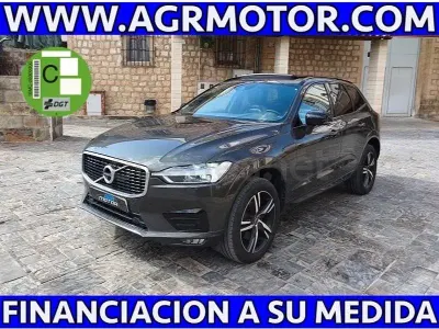 Usado Volvo XC60 R-Design 190 CV (139 kW) 2020 Negro SUV