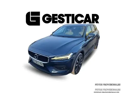 Usado Volvo V60 CC 197 CV (144 kW) 2022 Familiar