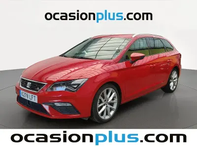 Usado Seat Leon FR 150 CV (110 kW) 2020 Rojo Monovolumen