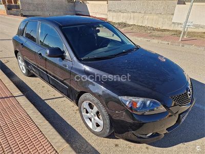 Usado Mazda 3 Active 105 CV (77 kW) 2005 Negro Berlina
