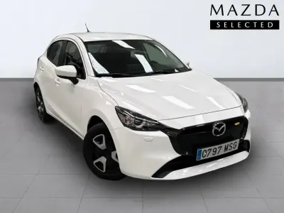 Usado Mazda 2 Center-Line 90 CV (66 kW) 2024 Blanco Utilitario