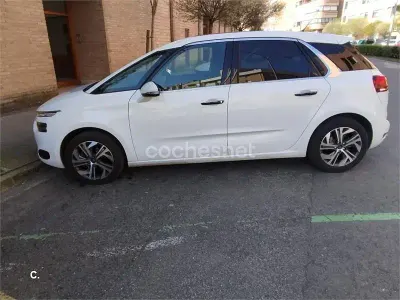 Używany Citroën C4 Picasso Feel 130 KM (95 kW) 2016 Biały Minivan