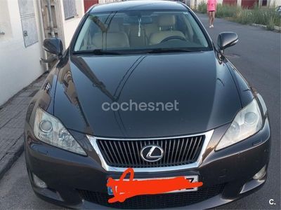 Lexus IS220d
