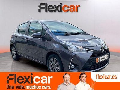 Usado Toyota Yaris Active 69 CV (50 kW) 2019 Gris