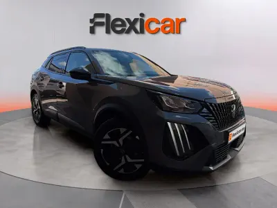 Usado Peugeot 2008 Allure 131 CV (96 kW) 2024 Gris SUV