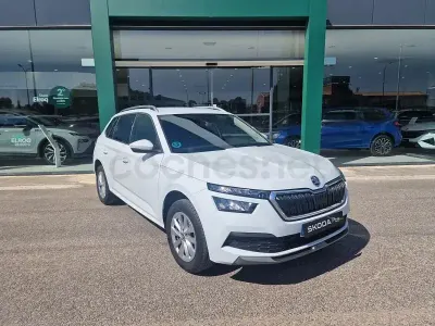 Usado Skoda Kamiq Ambition 150 CV (110 kW) 2023 Blanco SUV