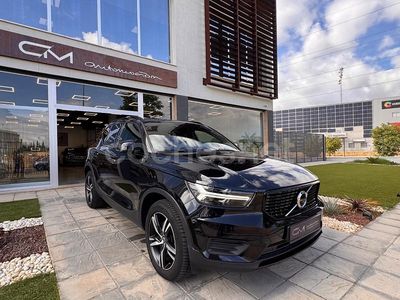Negro Usado 2020 Volvo XC40 R-Design SUV | 29.490 € (Un poco caro)