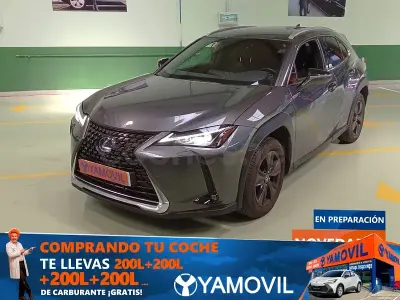 Usado Lexus UX Business Edition 184 CV (135 kW) 2022 Gris / plata SUV