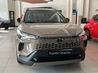 Usado Toyota Corolla Cross Style 178 CV (130 kW) 2025 Marrón SUV
