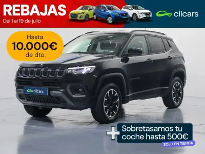 Usado Jeep Compass Trailhawk 240 CV (176 kW) 2024 Negro SUV