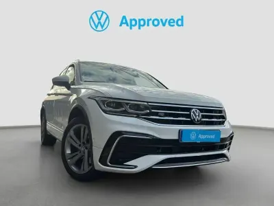 Usado VW Tiguan R-line 150 CV (110 kW) 2020 Blanco SUV