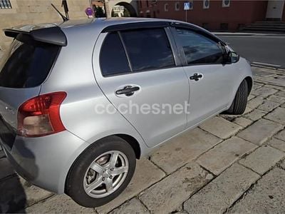 Gris / plata Usado 2006 Toyota Yaris Berlina | 6999 € (Caro)
