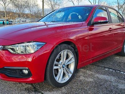 Usado BMW 318 Sport Line 150 CV (110 kW) 2017 Rojo Berlina