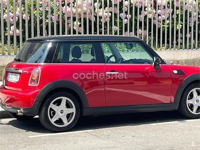 Usado Mini Cooper 120 CV (88 kW) 2007 Rojo Utilitario