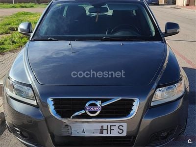 Gris / plata Usado 2011 Volvo V50 Drive Kinetic Familiar | 6500 €