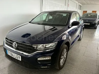 Usado VW T-Roc Edition 116 CV (85 kW) 2020 Azul SUV