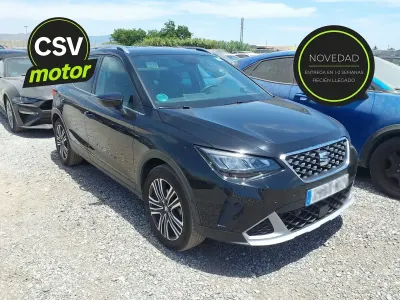 Usado Seat Arona Xperience 116 CV (85 kW) 2025 Negro SUV