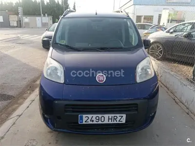 Usado Fiat Qubo Dynamic 75 CV (55 kW) 2013 Azul Monovolumen