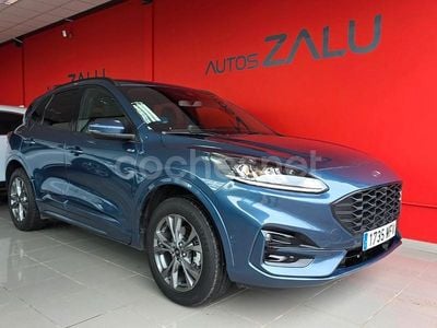 Usado Ford Kuga ST-Line X 225 HP (165 kW) 2023 Azul SUV