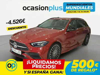 Usado Mercedes 220 200 CV (147 kW) 2022 Rojo Familiar