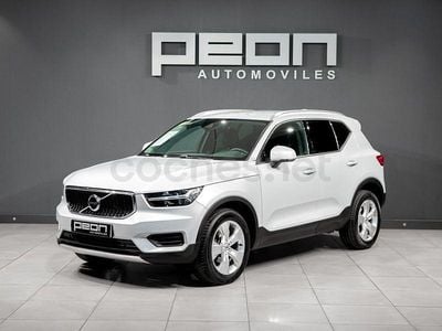 Usado Volvo XC40 Momentum 163 CV (119 kW) 2019 Gris / plata SUV
