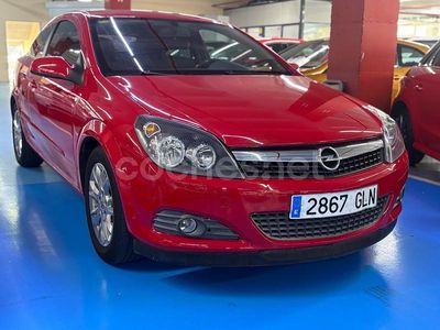 Usado Opel Astra GTC Energy 115 CV (84 kW) 2009 Rojo Berlina
