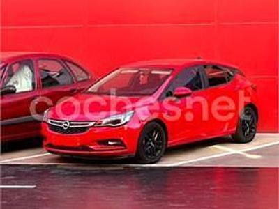 Usado Opel Astra Selective 110 CV (80 kW) 2016 Rojo Berlina