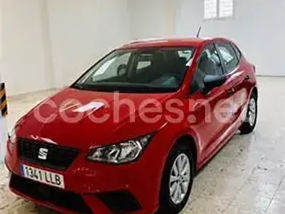 Usado Seat Ibiza Style 95 CV (69 kW) 2020 Rojo Utilitario