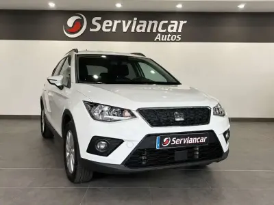Usado Seat Arona Style 116 CV (85 kW) 2019 Blanco SUV