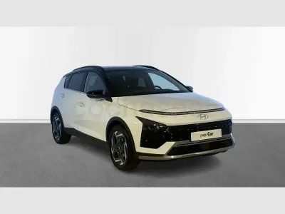 Usado Hyundai Bayon 100 CV (73 kW) 2025 Blanco SUV