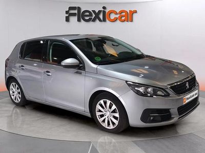 Usado Peugeot 308 Style 131 CV (96 kW) 2020 Gris Utilitario
