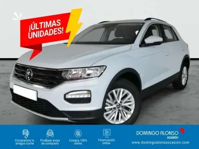 Usado VW T-Roc 111 CV (81 kW) 2022 Plateado SUV