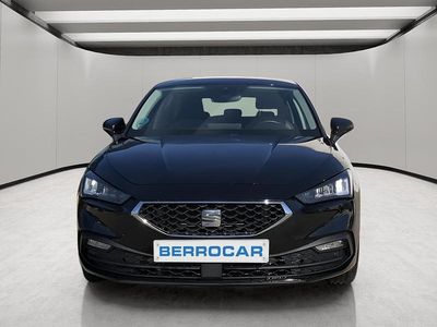 Usado Seat Leon Style 116 CV (85 kW) 2025 Negro Utilitario