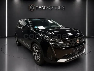 Usado Peugeot 5008 Allure 130 CV (95 kW) 2023 Negro SUV