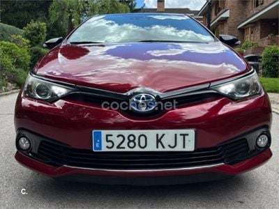 Toyota Auris Hybrid