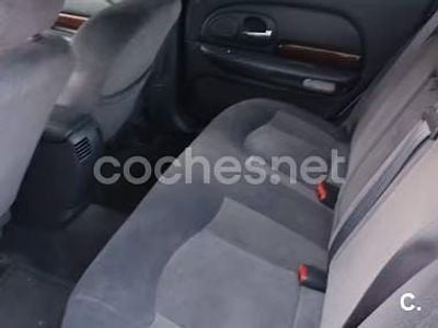 Gris / plata Usado 2002 Chrysler 300M Berlina | 1200 €