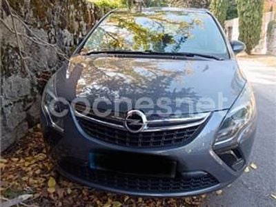Usado Opel Zafira Tourer Excellence 140 CV (102 kW) 2016 Gris / plata Monovolumen