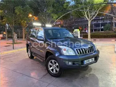 Usado Toyota Land Cruiser 163 CV (119 kW) 2004 Gris / plata SUV