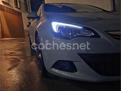 Opel Astra GTC