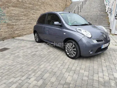 Usado Nissan Micra Tekna 110 HP (80 kW) 2008 Cinzento Sedan