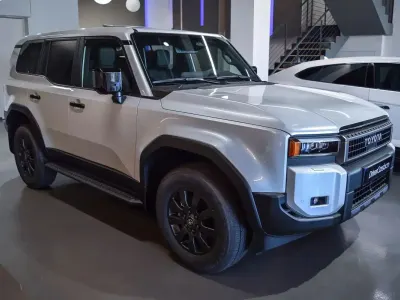 Ny Toyota Land Cruiser 207 HK (152 kW) 2025 Vit SUV