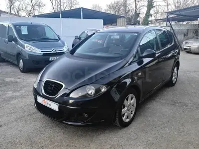 Usado Seat Altea Style 105 CV (77 kW) 2009 Negro Monovolumen