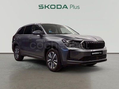 Usado Skoda Kodiaq Selection 150 CV (110 kW) 2025 Gris SUV