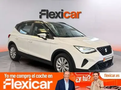 Usado Seat Arona Reference 95 CV (69 kW) 2024 Blanco SUV