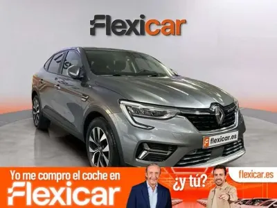 Usado Renault Arkana Equilibre 140 CV (102 kW) 2022 Gris SUV