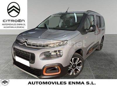 Usado Citroën Berlingo Shine 130 CV (95 kW) 2023 Gris / plata Monovolumen