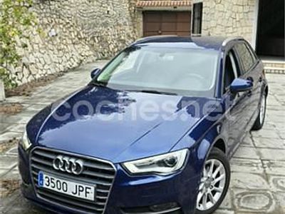 Usado Audi A3 Advanced 125 CV (91 kW) 2016 Azul Berlina