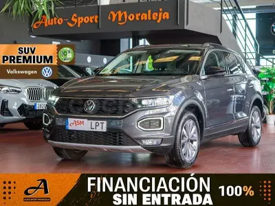 Usado VW T-Roc Advance 150 CV (110 kW) 2021 Gris / plata SUV