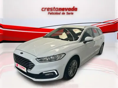 Usado Ford Mondeo Titanium 187 CV (137 kW) 2021 Blanco Familiar