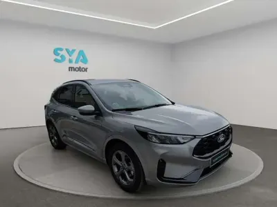Usado Ford Kuga ST-Line 190 CV (139 kW) 2024 Gris SUV